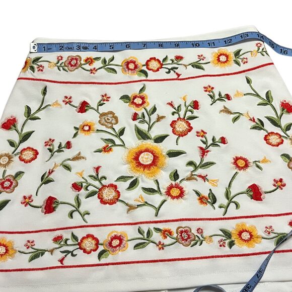 Forever 21 Floral Embroidered Mini Skirt - White, Red, Yellow, Green - Picture 3 of 8